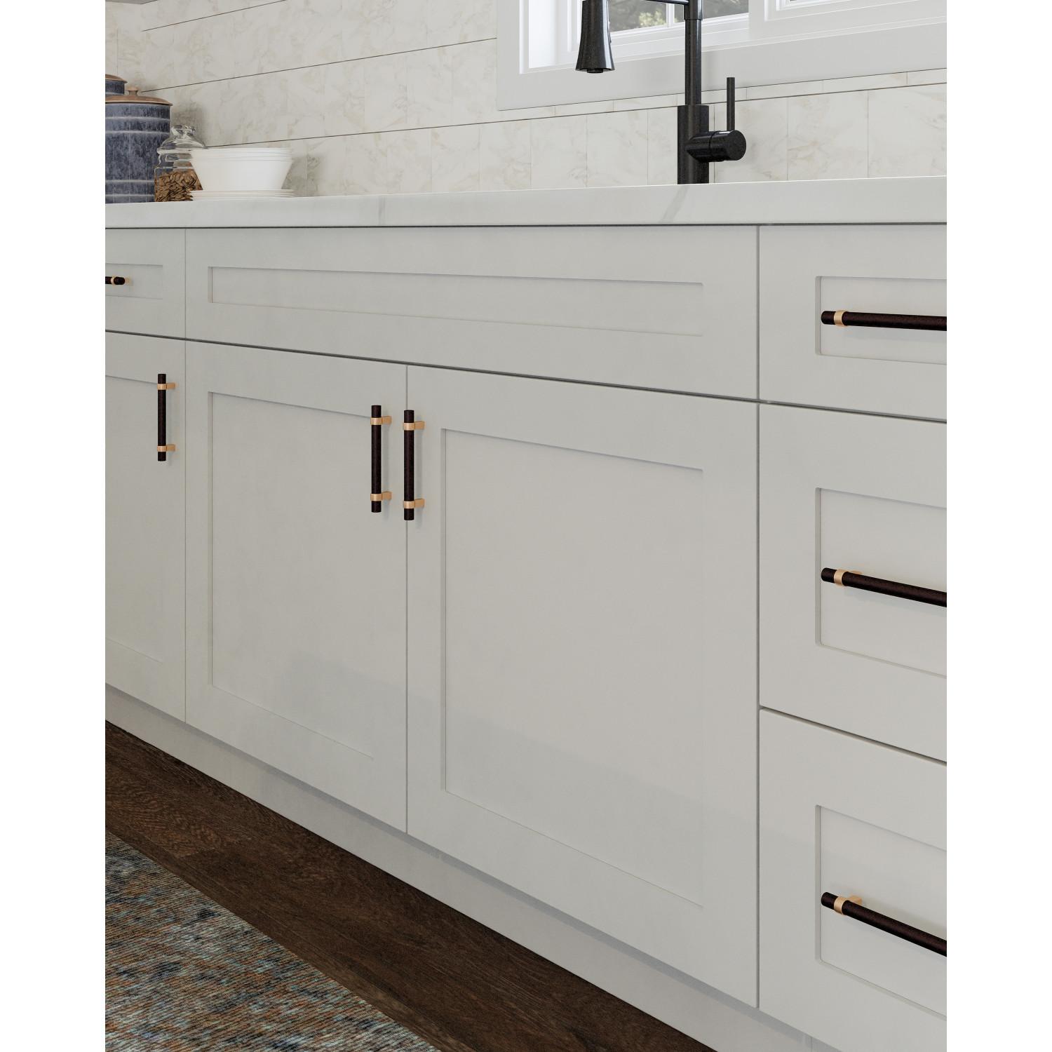 Design House 561423 48 x 34.5 x 24 in. Brookings Base Cabinet White